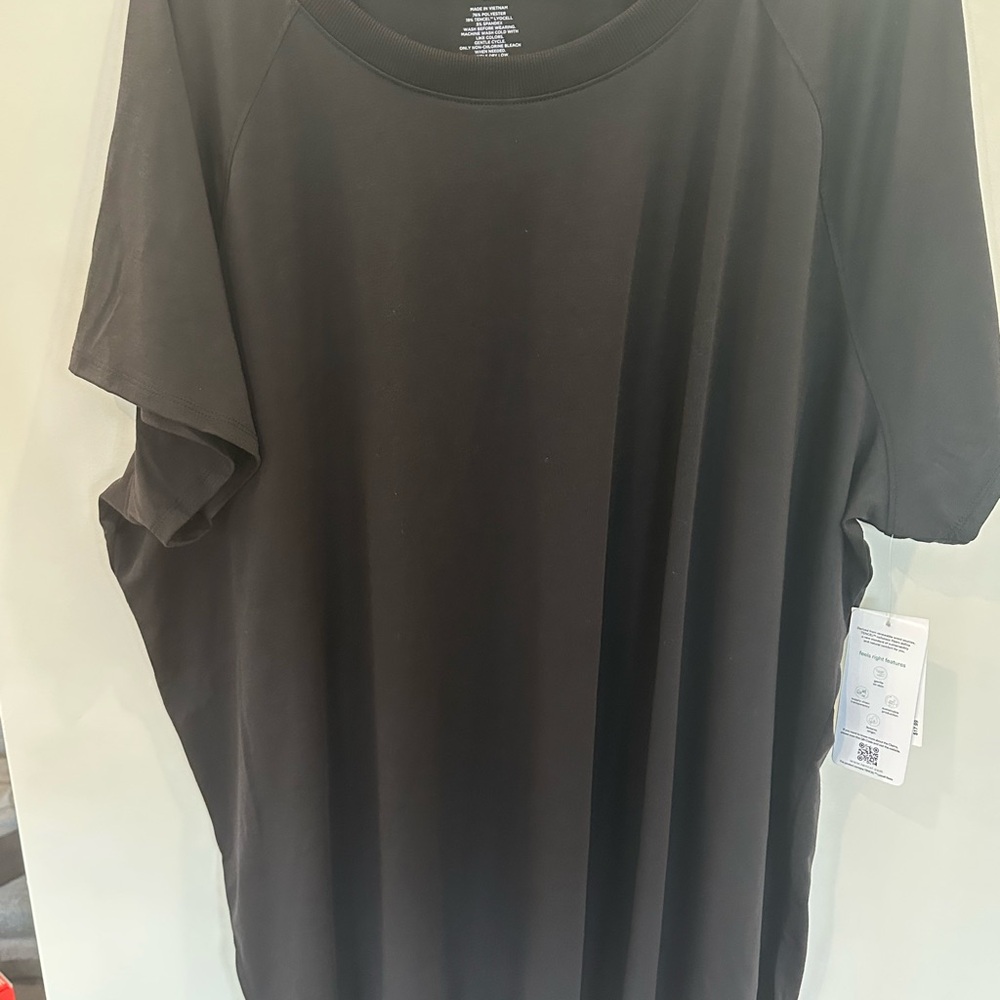 Tek Gear Black Short Sleeve Tee